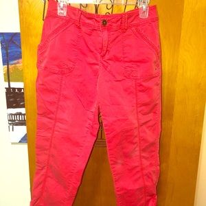 Capri pants
